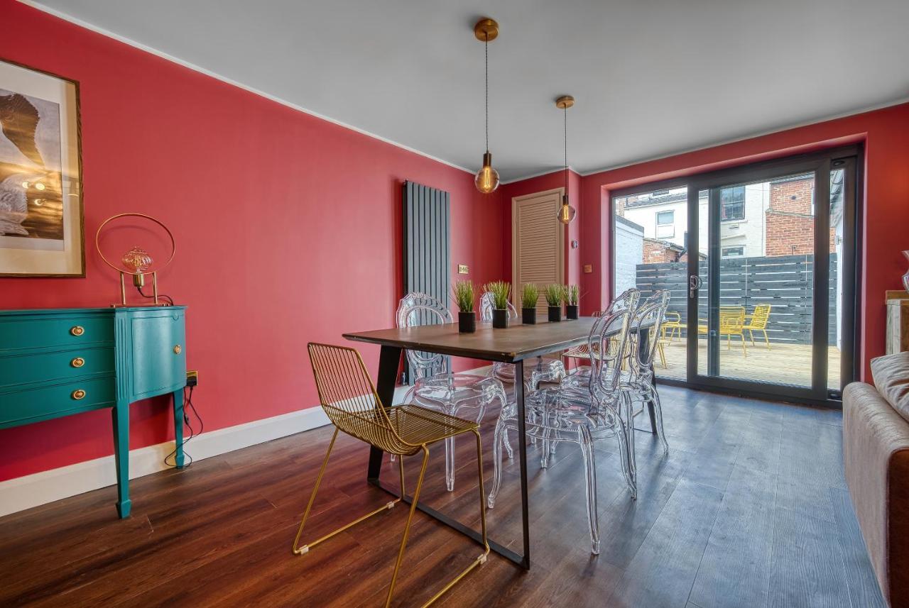 Casa Del Artista - Luxury Apartments, Whitby Exterior photo